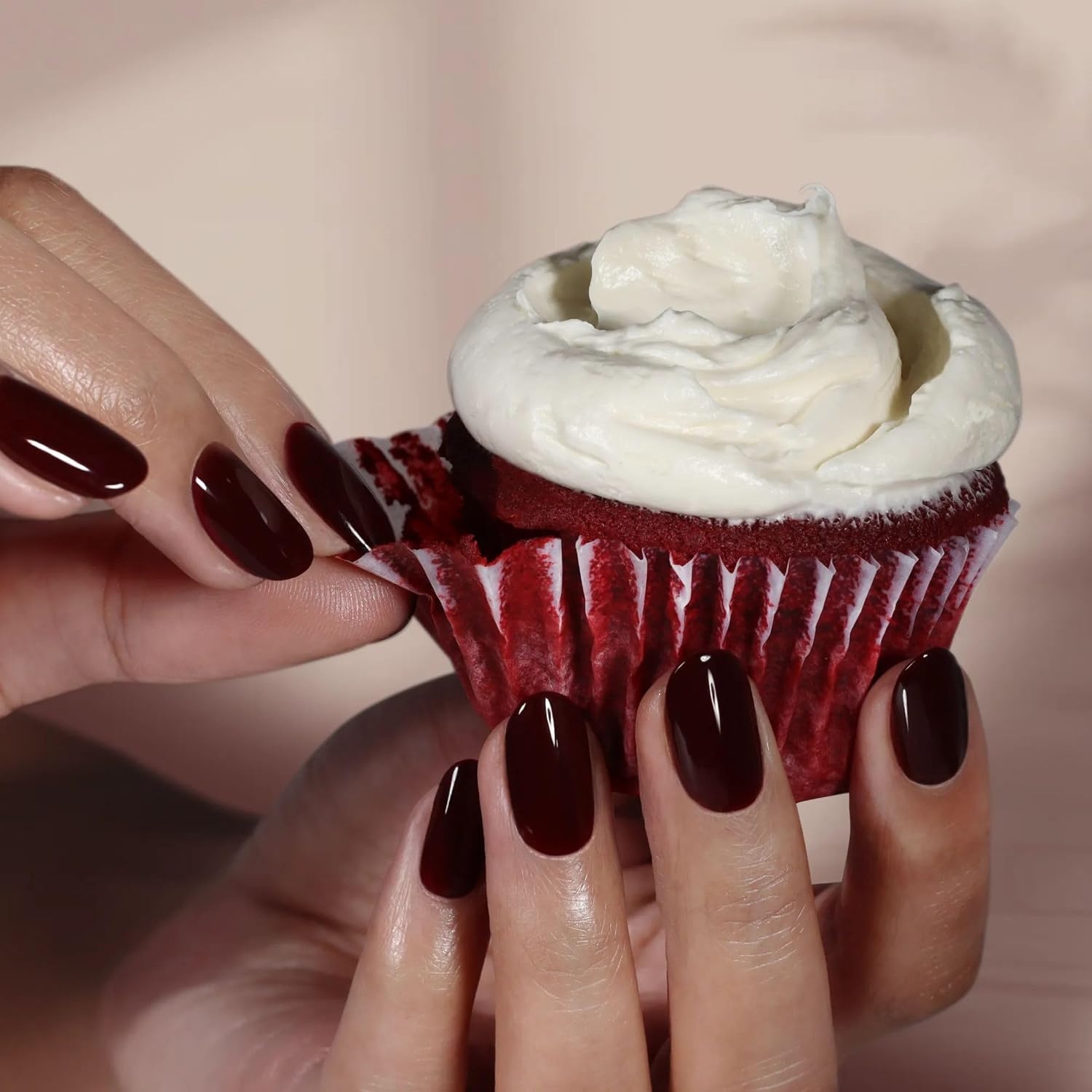 image:imageLONDONTOWN lakur Nail Polish Magnolia Bakery CollectionRed Velvet