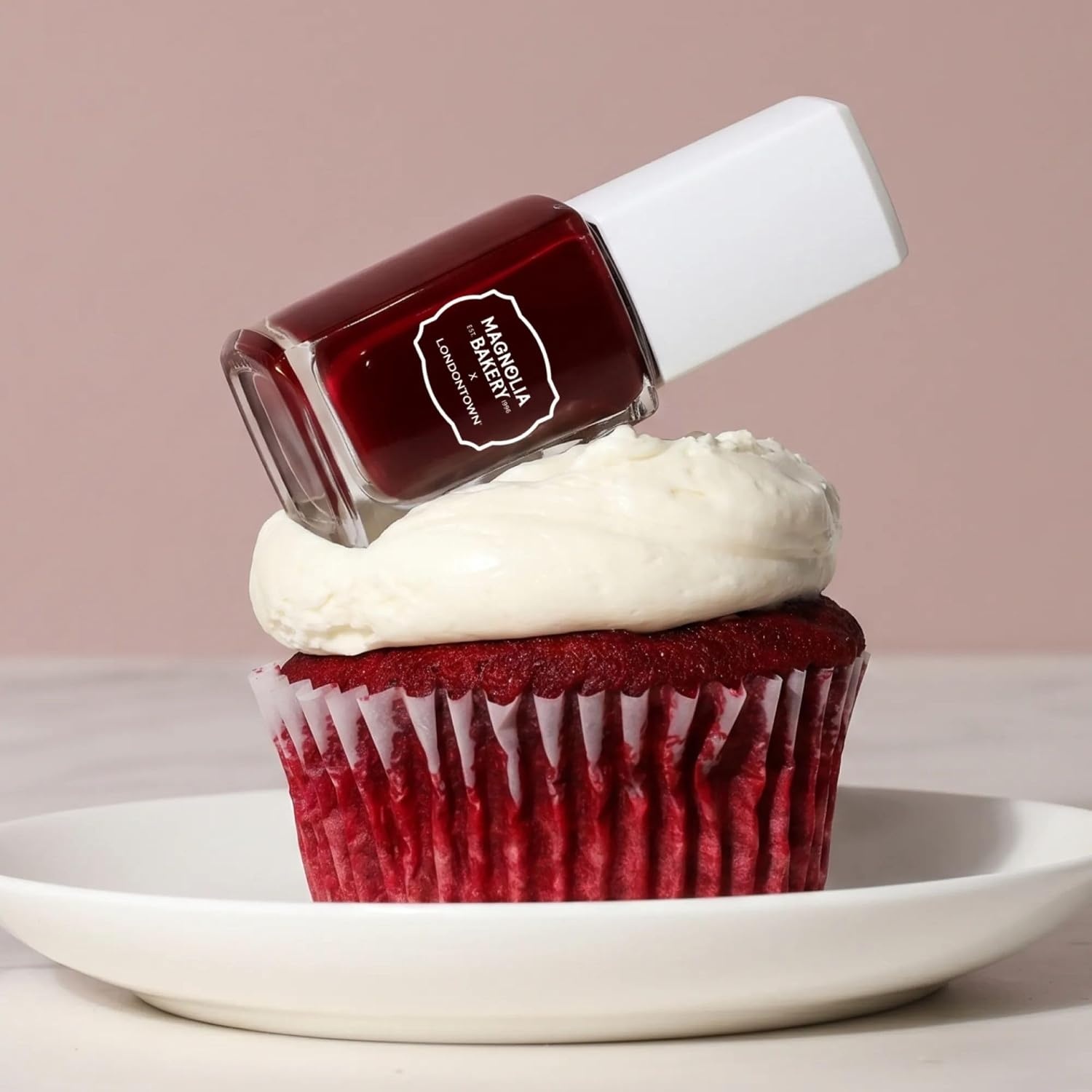 image:imageLONDONTOWN lakur Nail Polish Magnolia Bakery CollectionRed Velvet